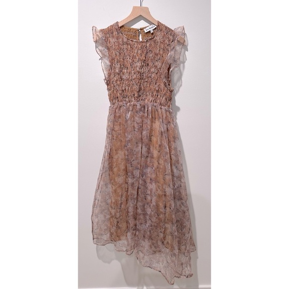 En Saison | Size Small, Peach | La Raque, Smocked Midi Dress - Picture 3 of 13